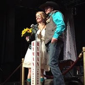 Mandi Knowlton-Cain's photo