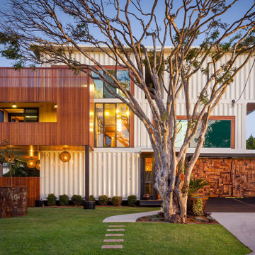 Shipping container home contractor on Lombok
