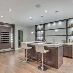 983 TUDOR AVENUE - Products