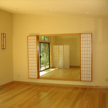 mirror with shoji panels