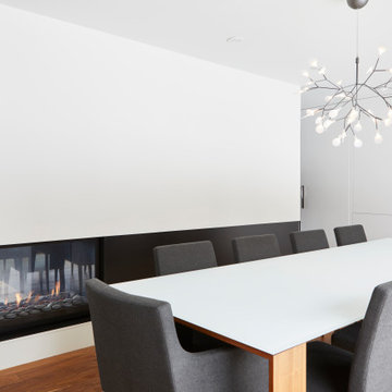 Mid-Century Minimalism