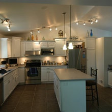 Kitchen & Dining