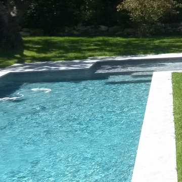 création de spa débordant dans la piscine