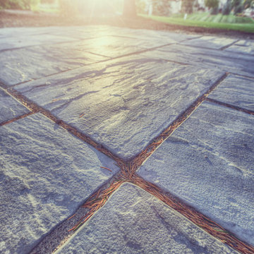 Beautify your back yard living space with Rosetta Dimensional Flagstone