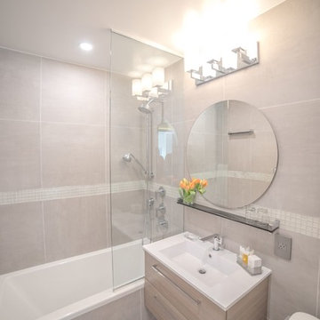 The Lombardy Hotel Suite _ Home Away from Home bathroom