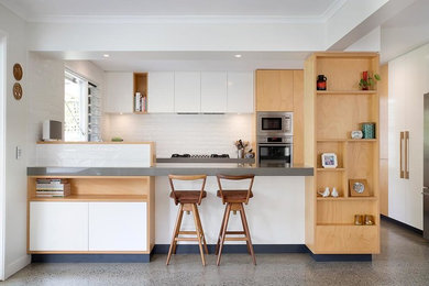 This is an example of a contemporary kitchen in Gold Coast - Tweed.