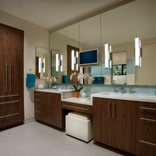 Wilson Master Vanity