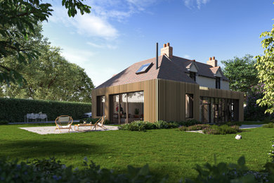Diseño de fachada de casa marrón y marrón actual de tamaño medio de dos plantas con revestimiento de madera, tejado a dos aguas, tejado de teja de barro y panel y listón
