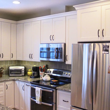 Derwood, MD Kitchen Cabinets and Quartz Countertops