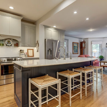 Lovely Farm Style Kitchen