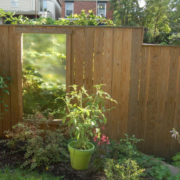 Urban Backyard & Rain Garden