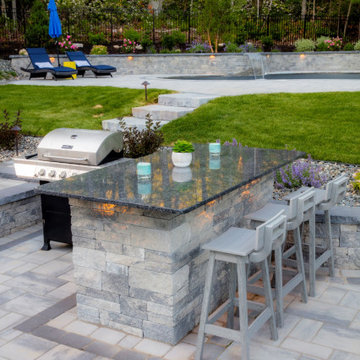 Family Outdoor Living and Dining