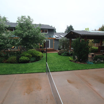 Family Garden with Sport Court