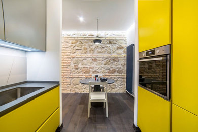Immagine di una cucina contemporanea