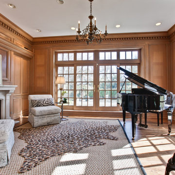 ** Under Contract in less than 2 months! ** Captivating East Lake Forest Showhom