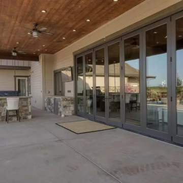 Panoramic Door