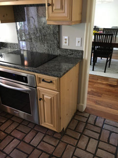 What color to paint kitchen island?