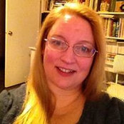 Caroline Cox's photo