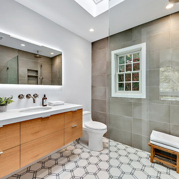 Modern Bathroom