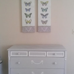 Antique - Gustavian Style Chest of Drawers - Products