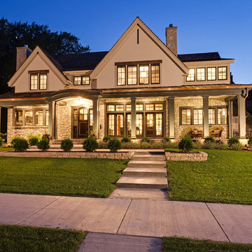 Urban Lake Home