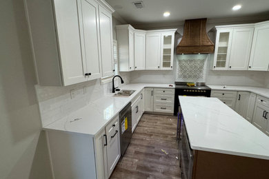 Kitchen photo in Atlanta