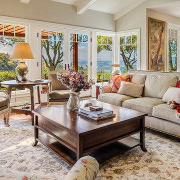 Modern Farmhouse with a Traditional Twist