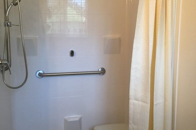 Example of a bathroom design in Atlanta