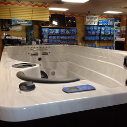Showroom Pictures - Aboveground Swimming Pools