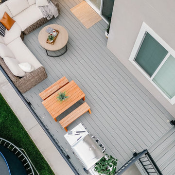 Welcoming Outdoor Space Featuring Sectional and Dining Areas