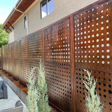 Outdoor Privacy Screens