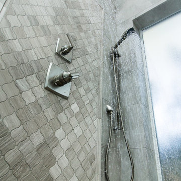 Bright Dawn - Master Bathroom
