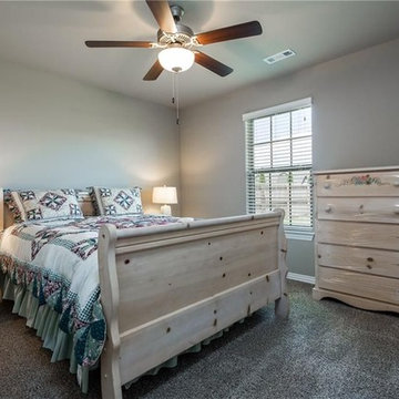 De-Cluttering an Occupied Residence
