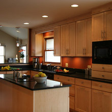 light wood shaker, black appliances