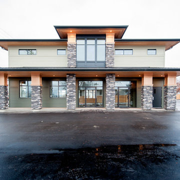 Dr. Noah Massa Medical Building