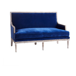 BLUE VELVET SETTEE - Products