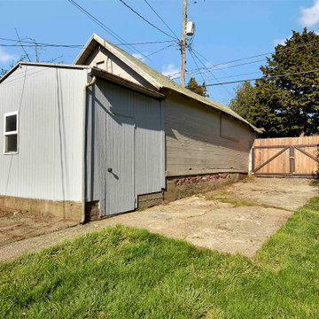 Spacious and Clean Craftsman Home