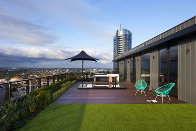 Design ideas for a contemporary rooftop and rooftop deck in Melbourne with no cover.