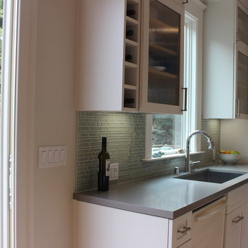 Vibrant Blue & White Family-Friendly Kitchen
