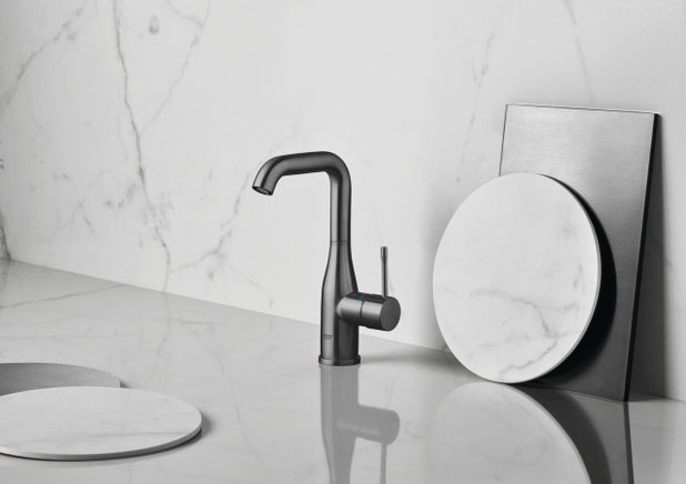 Essence collection by Grohe in hard graphite finish