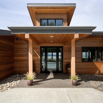 Modern South Bellingham Residence