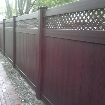 Vinyl Board and Lattice top fence