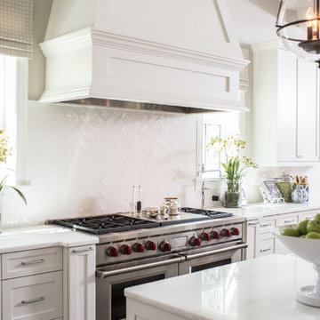 TRADITIONAL CUSTOM ESTATE IN KEENES POINTE