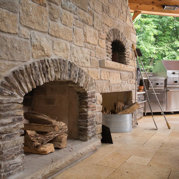 Fireplace and Italian Pizza Oven