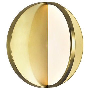Tranche LED Sconce With Brushed Brass Finish
