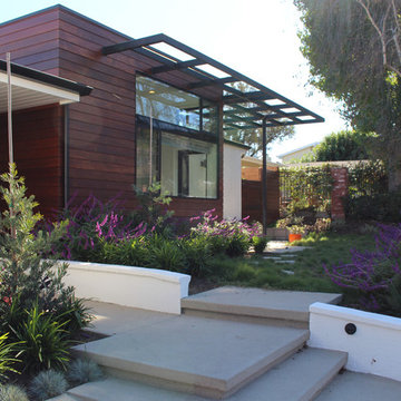 Laguna Beach Residence with Panoramic Views