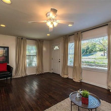 Living Room - 4025 Valley View Road