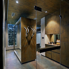 walk in closet