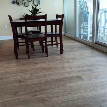 Market Place 8mm EVP - Everyday Oak, Beaulieu El Dorado Carpet and Beadboard Bar