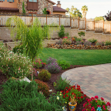 Synthetic Lawn & Putting Greens